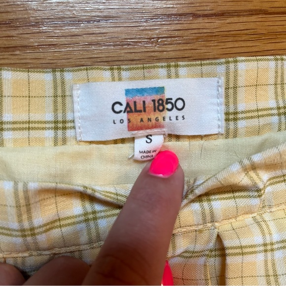 Cali 1850 yellow plaid skirt size small - Picture 4 of 4
